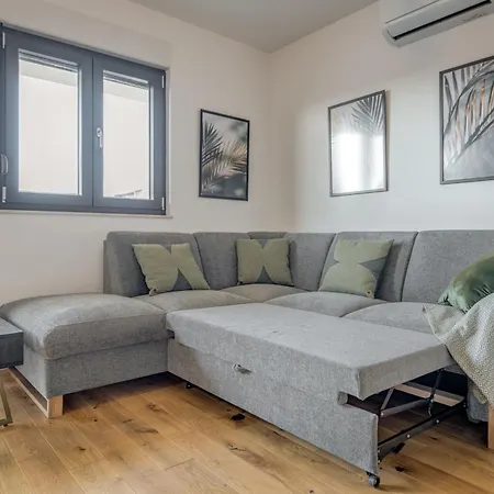 Brand New Strozanac - Near The Apartamento